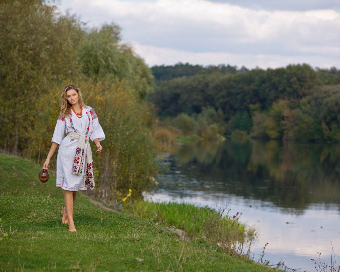 Nude girl Slavic women in La Paz